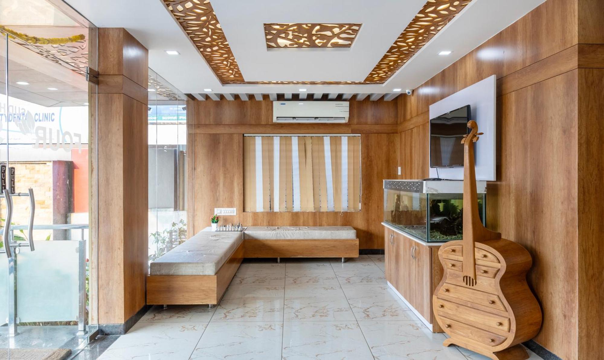 Treebo Four Seasons Hotel ไมซอร์ ภายนอก รูปภาพ